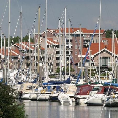 Hotel Restaurant Zeeland Tholen Bagian luar foto