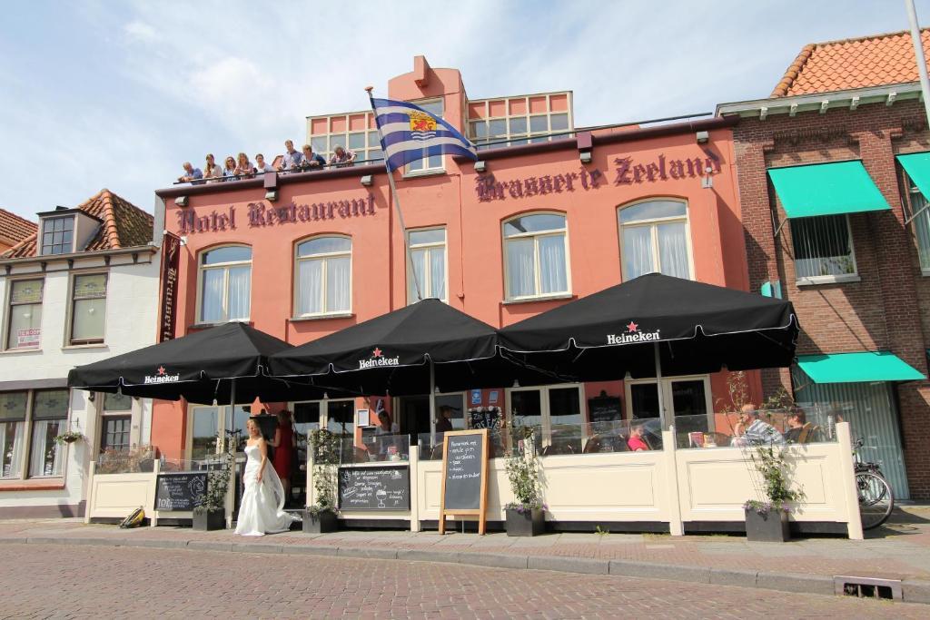 Hotel Restaurant Zeeland Tholen Ruang foto