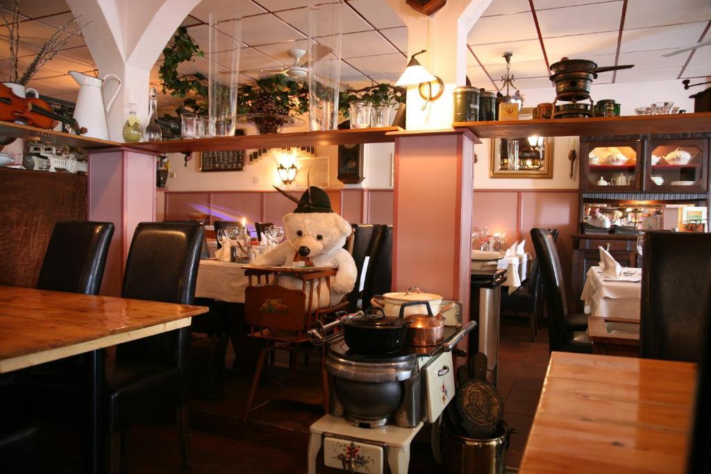 Hotel Restaurant Zeeland Tholen Bagian luar foto